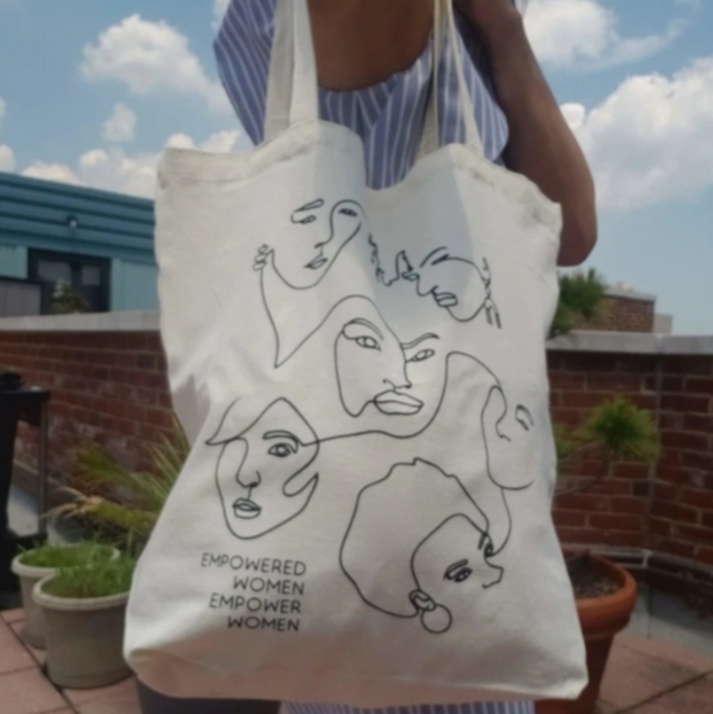 NWOT EMPOWERED WOMEN TOTE BAG